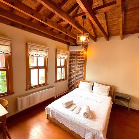 Authentic Turkish Home Family Room Istanbul Exterior photo