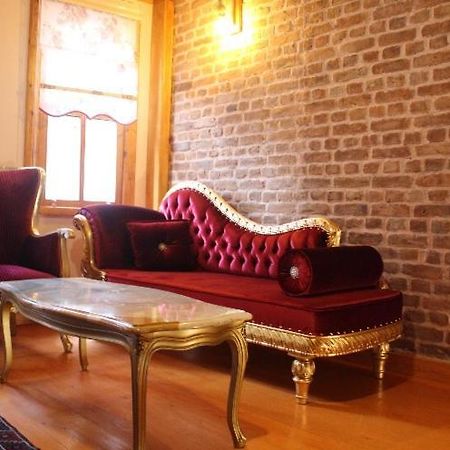 Authentic Turkish Home Family Room Istanbul Exterior photo