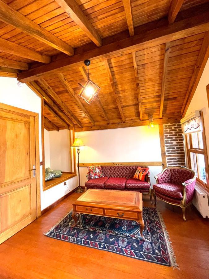 Authentic Turkish Home Family Room Istanbul Exterior photo